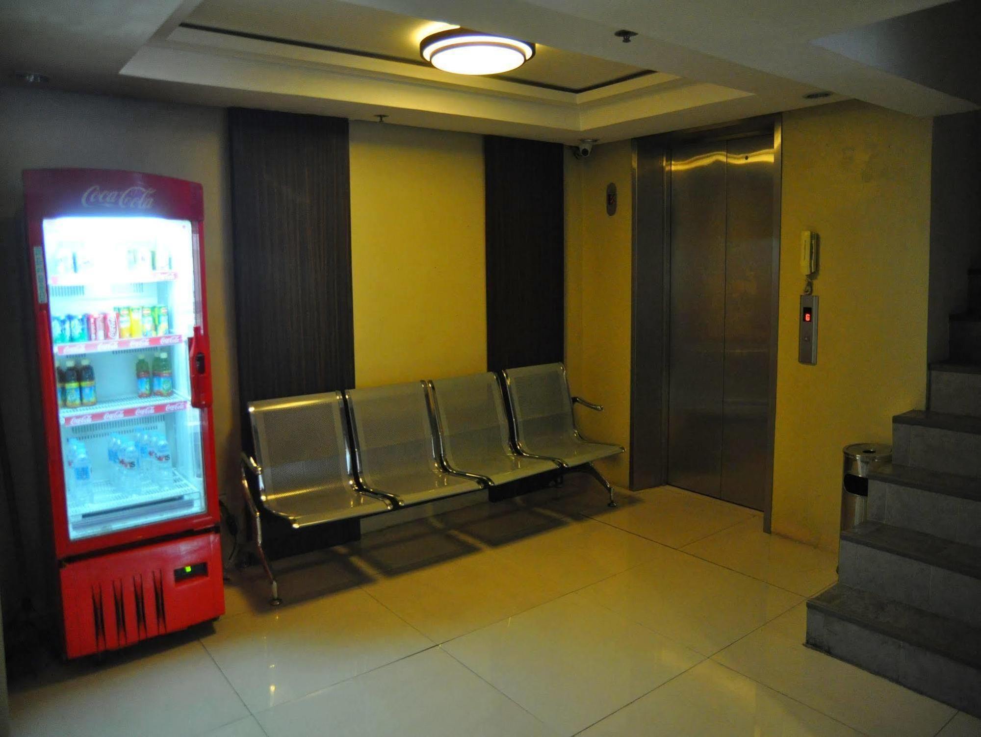Harts Hotel-Quezon City Eksteriør billede